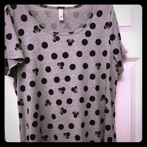 Lularoe 2XL classic T in Disney print